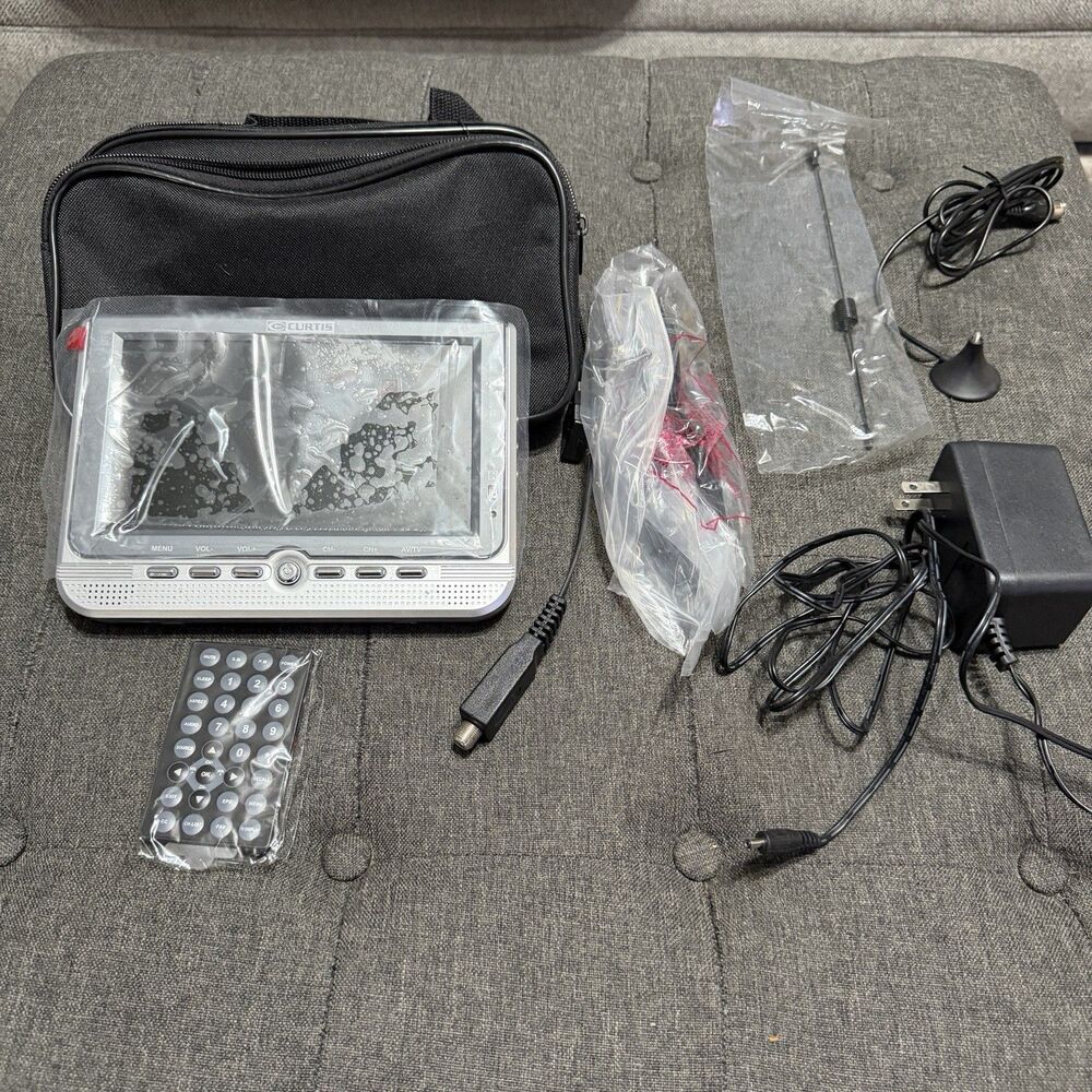 Curtis RT700 7" Portable Analog TV Black Silver Untested